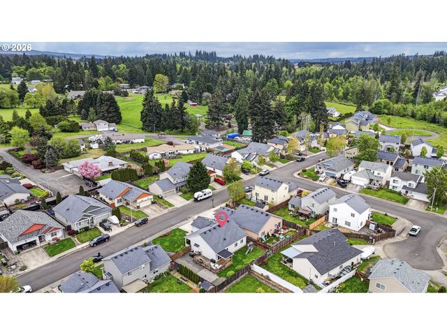 58685 NOBLE Rd, St Helens, OR 97051