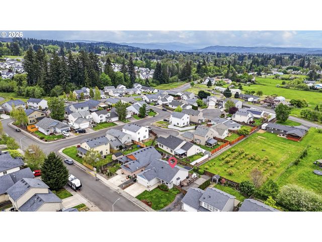 58685 NOBLE Rd, St Helens, OR 97051