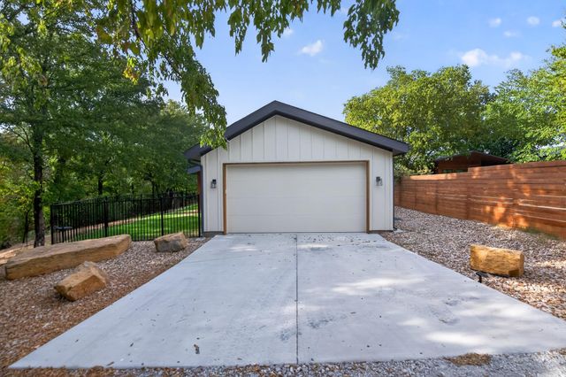 802 Stevens Street, Bridgeport, TX 76426