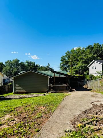 2250 Sylvania Avenue, SE, Knoxville, TN 37920