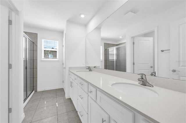 5492 MEADOW WALK DRIVE, Davenport, FL 33837