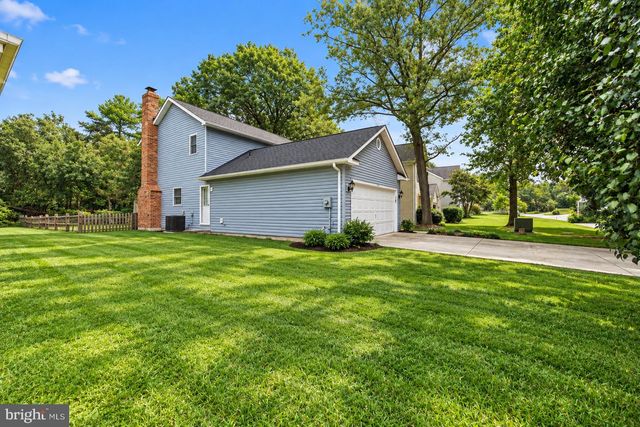 6013 HARBOR SEAL CT, Waldorf, MD 20603