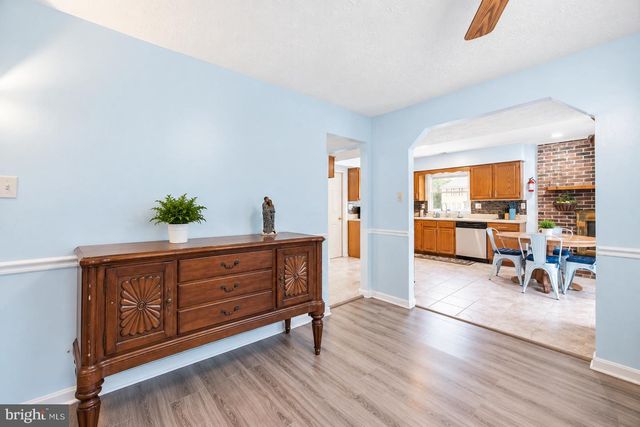 6013 HARBOR SEAL CT, Waldorf, MD 20603