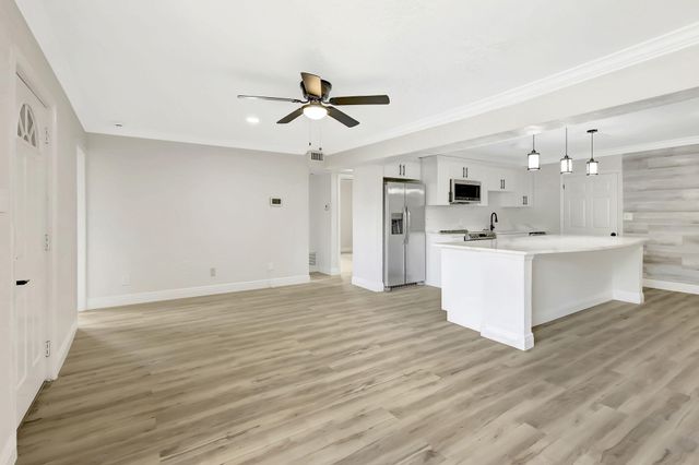 3701 Avenue S, Fort Pierce, FL 34947