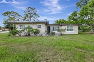 3701 Avenue S, Fort Pierce, FL 34947