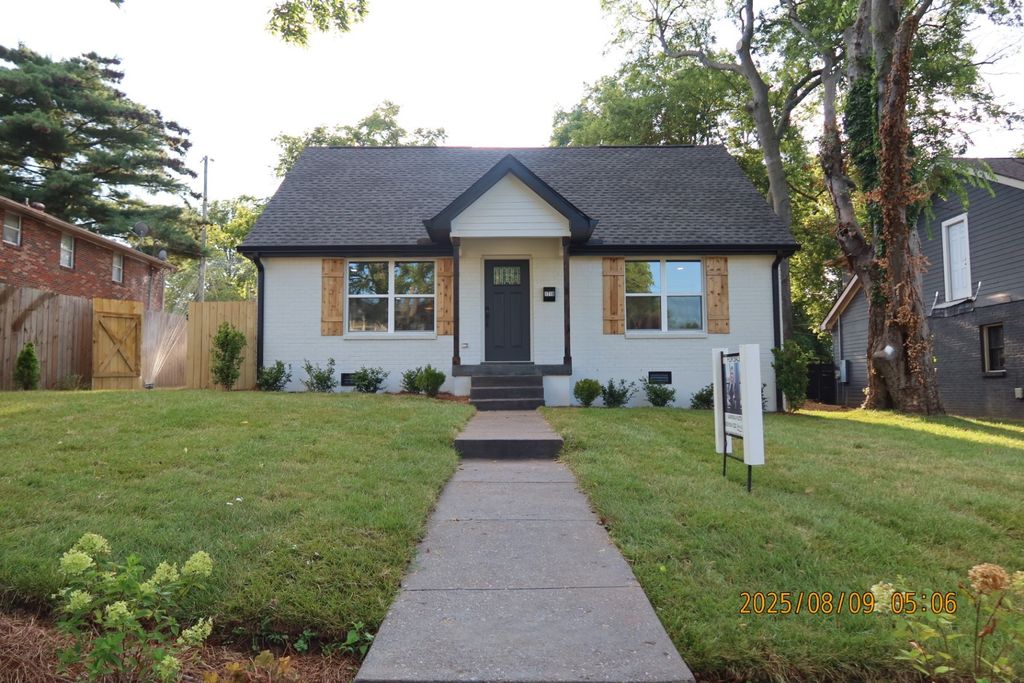 1719 Villa Pl, Nashville, TN 37212