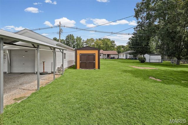 1246 Lakeshore Drive, Belleville, IL 62220