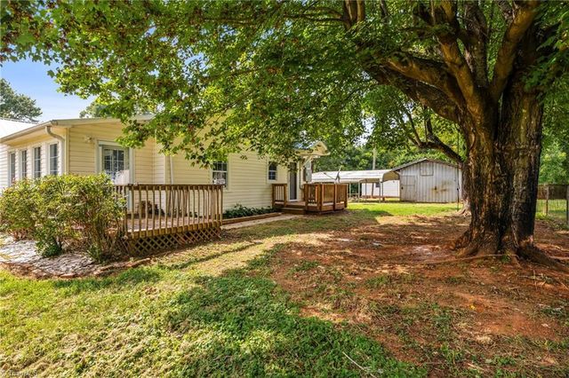 5024 Old Salisbury Road, Lexington, NC 27295