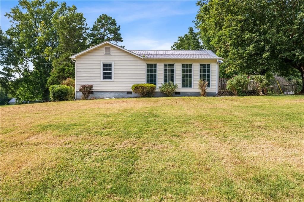 5024 Old Salisbury Road, Lexington, NC 27295