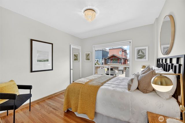 3722 SW Grayson Street, Seattle, WA 98126