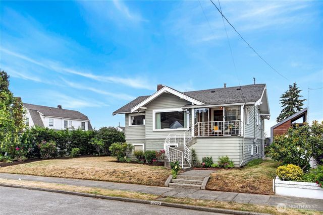 3722 SW Grayson Street, Seattle, WA 98126