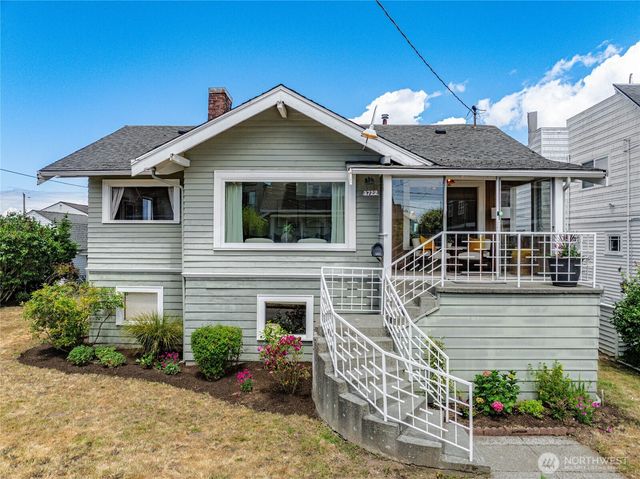 3722 SW Grayson Street, Seattle, WA 98126