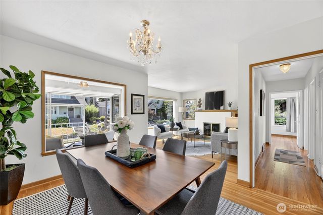 3722 SW Grayson Street, Seattle, WA 98126