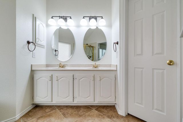 10805 Columbia Drive, Frisco, TX 75035