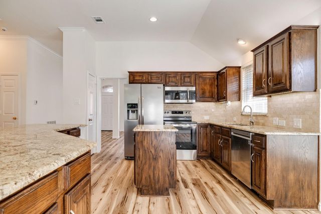 10805 Columbia Drive, Frisco, TX 75035