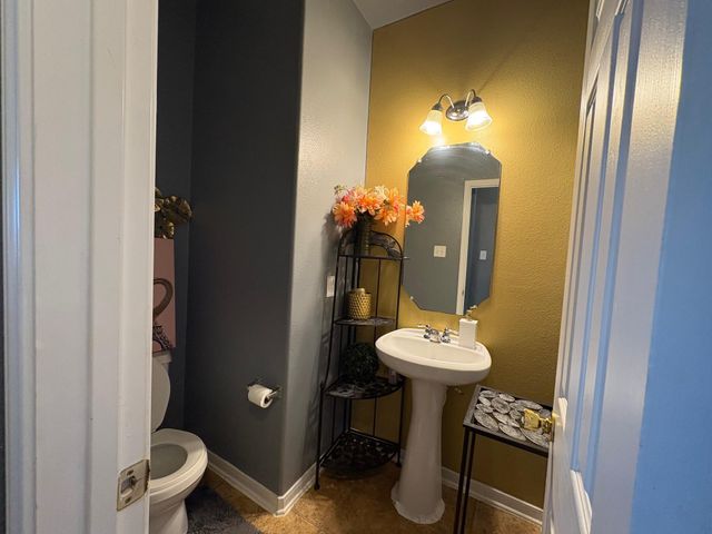 5915 Annatto Drive, Baytown, TX 77521