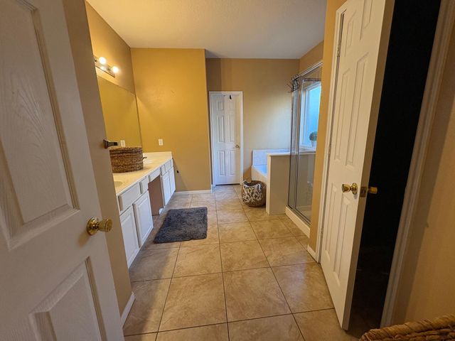 5915 Annatto Drive, Baytown, TX 77521