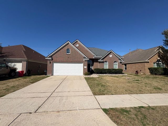 5915 Annatto Drive, Baytown, TX 77521