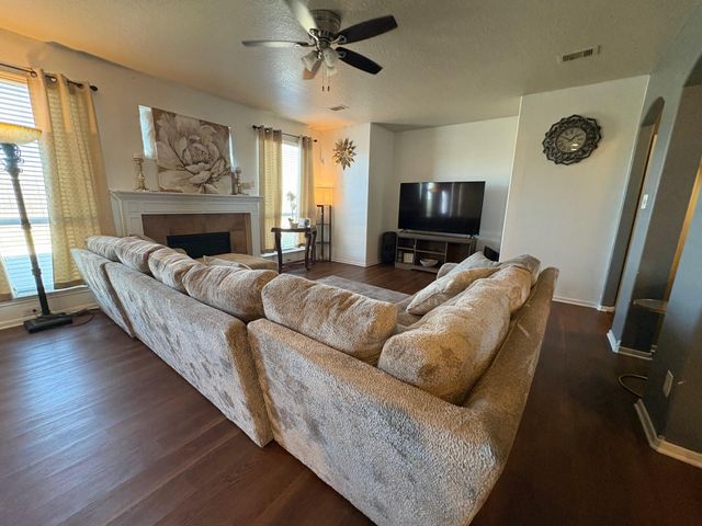 5915 Annatto Drive, Baytown, TX 77521