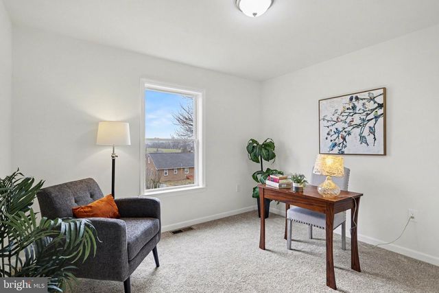 35 W SUNSET VIEW ST, Spring Grove, PA 17362