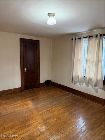 751 E Main Street, Ravenna, OH 44266