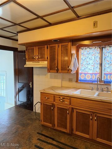 751 E Main Street, Ravenna, OH 44266