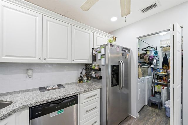 5883 La Paseos Drive D-2, Greenacres, FL 33463