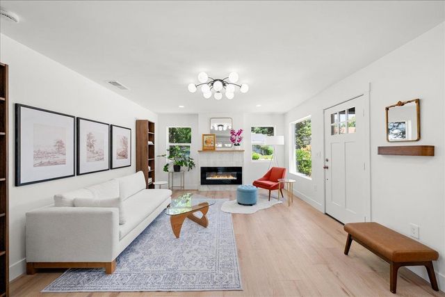 7104 Cardinal Rd, Fair Oaks, CA 95628