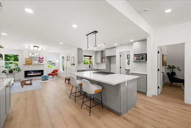 7104 Cardinal Rd, Fair Oaks, CA 95628