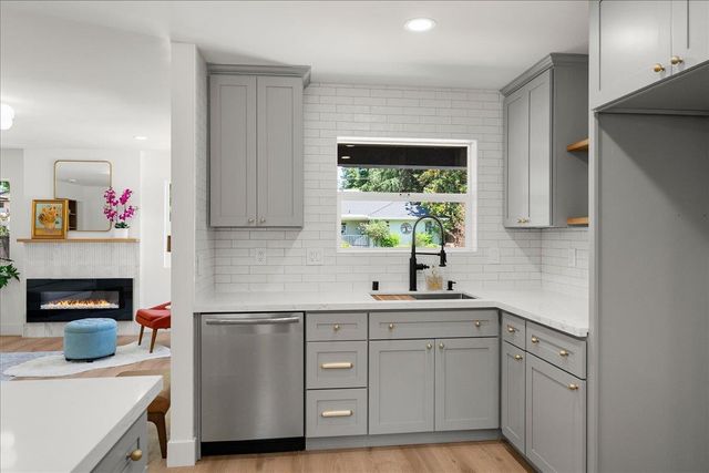 7104 Cardinal Rd, Fair Oaks, CA 95628