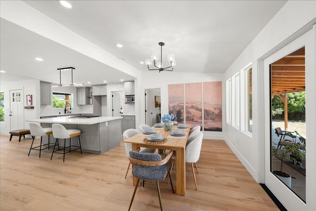 7104 Cardinal Rd, Fair Oaks, CA 95628