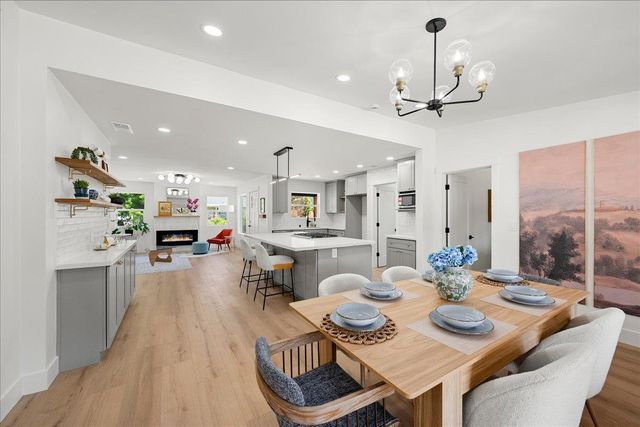 7104 Cardinal Rd, Fair Oaks, CA 95628