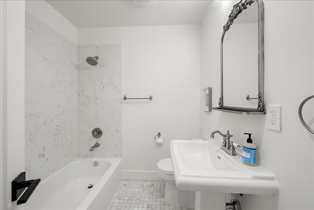 7104 Cardinal Rd, Fair Oaks, CA 95628