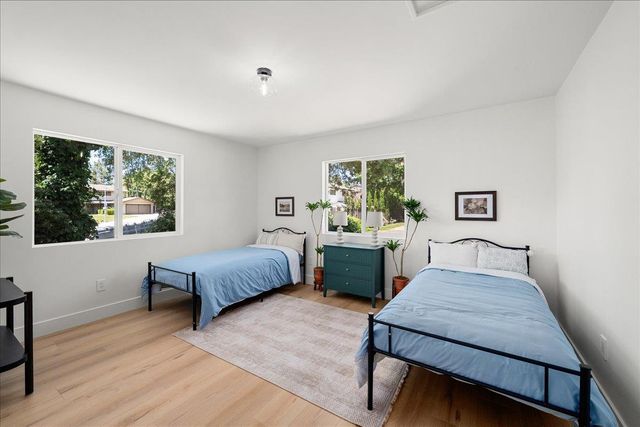 7104 Cardinal Rd, Fair Oaks, CA 95628