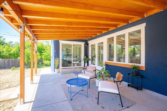 7104 Cardinal Rd, Fair Oaks, CA 95628