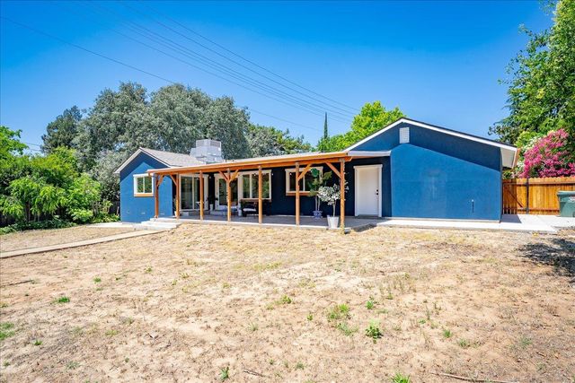 7104 Cardinal Rd, Fair Oaks, CA 95628