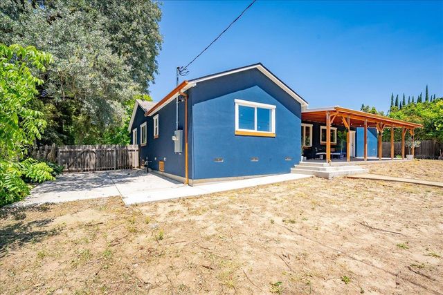 7104 Cardinal Rd, Fair Oaks, CA 95628