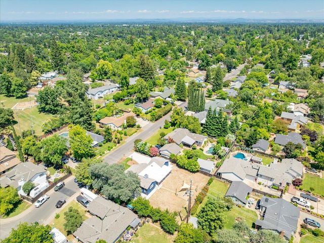 7104 Cardinal Rd, Fair Oaks, CA 95628
