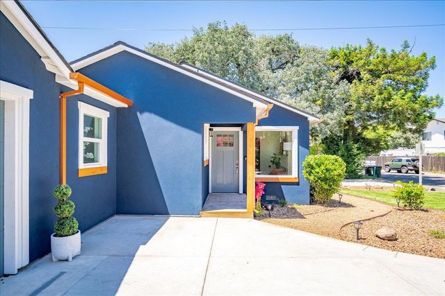 7104 Cardinal Rd, Fair Oaks, CA 95628