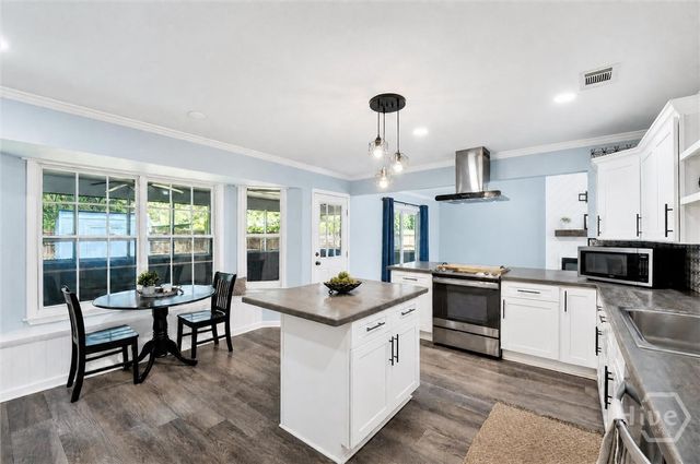 214 Jefferson Circle SE, Allenhurst, GA 31301