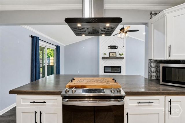 214 Jefferson Circle SE, Allenhurst, GA 31301