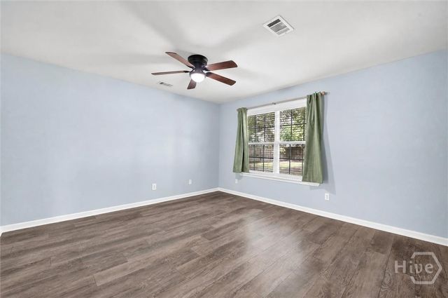 214 Jefferson Circle SE, Allenhurst, GA 31301