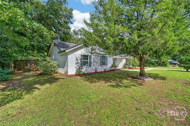 214 Jefferson Circle SE, Allenhurst, GA 31301