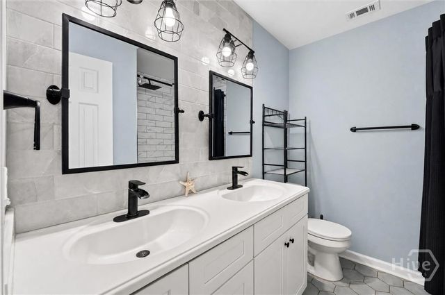 214 Jefferson Circle SE, Allenhurst, GA 31301