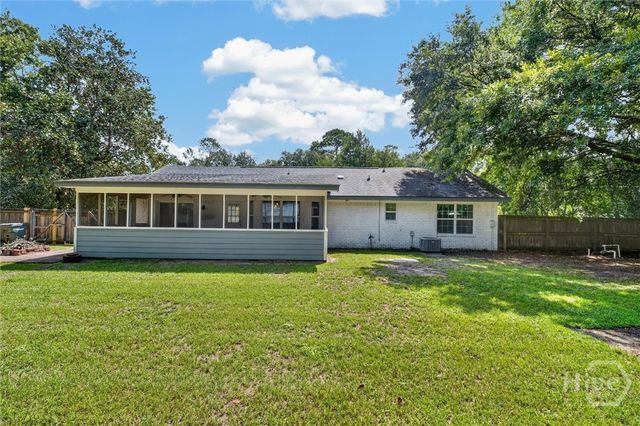214 Jefferson Circle SE, Allenhurst, GA 31301