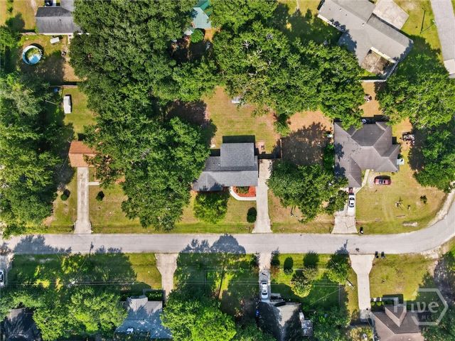 214 Jefferson Circle SE, Allenhurst, GA 31301