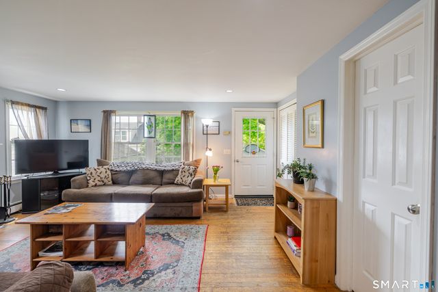29 Magnolia Avenue, Norwalk, CT 06850