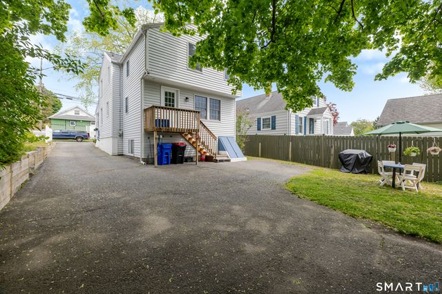 29 Magnolia Avenue, Norwalk, CT 06850