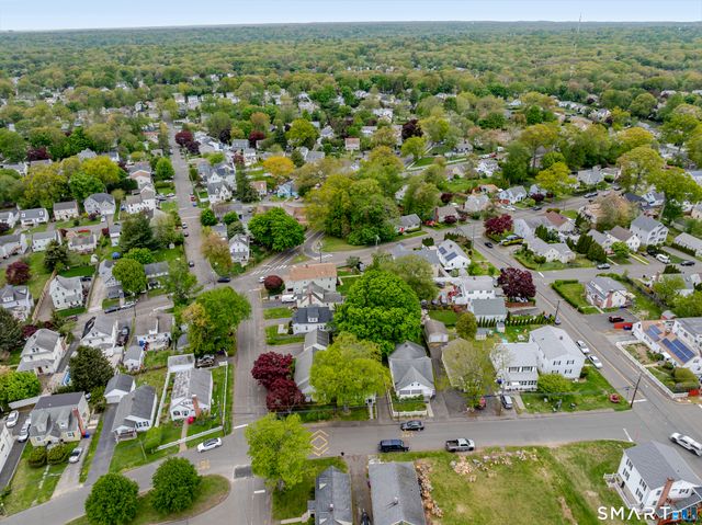 29 Magnolia Avenue, Norwalk, CT 06850