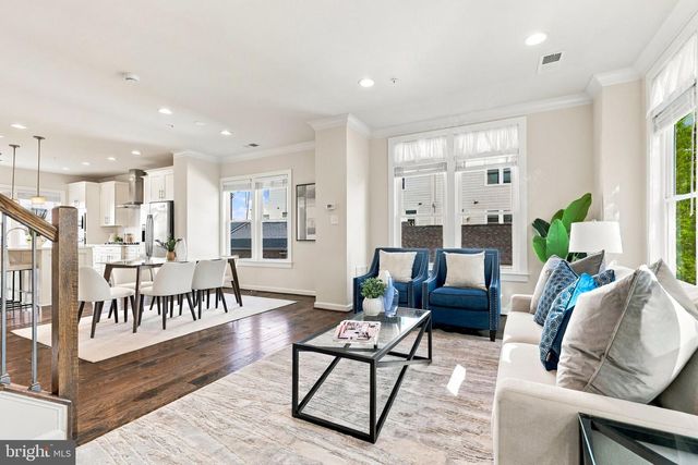1120 S LINCOLN ST, Arlington, VA 22204